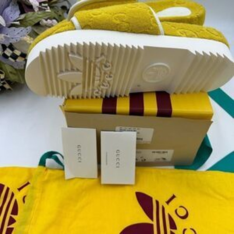 Women’s Gucci X Adidas, GG monogram size 41 fits 10 US made in Italy