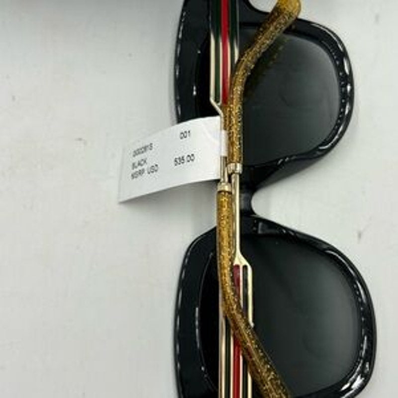 Gucci GG0281S – 001 black acetate frame sunglasses with gray lenses NWT