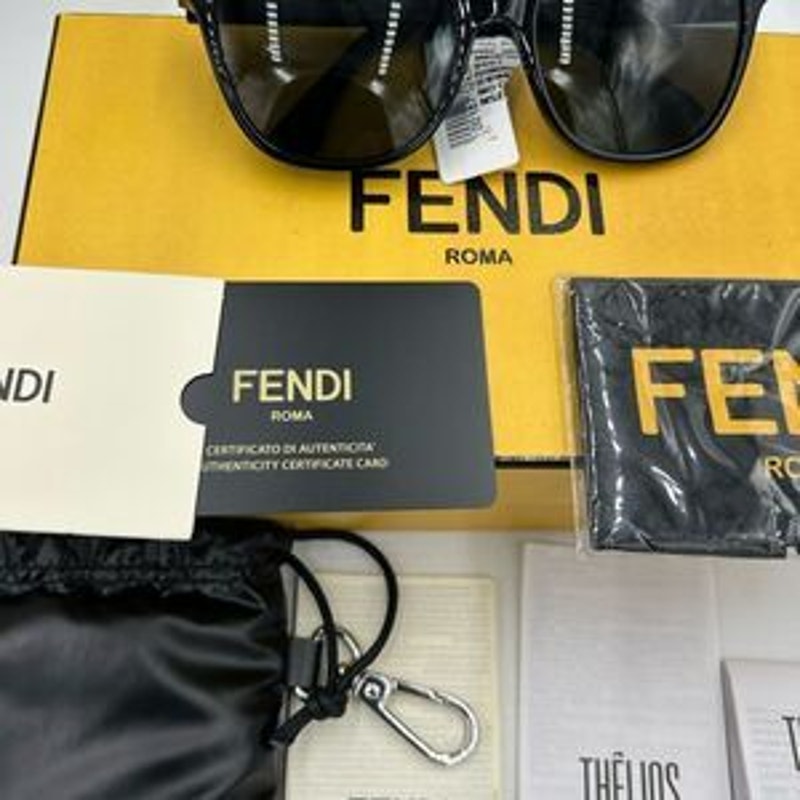 Unisex Fendi cat eye sunglasses made in Italy NWT