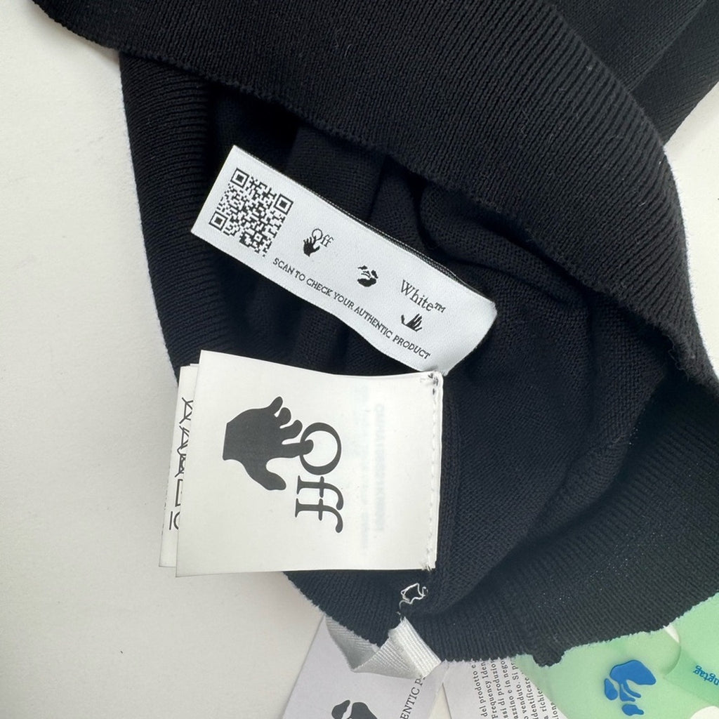 Men’s Off White x Virgil Abloh Collab NYC Big Apple
NOT sweatshirt/fine knitwear