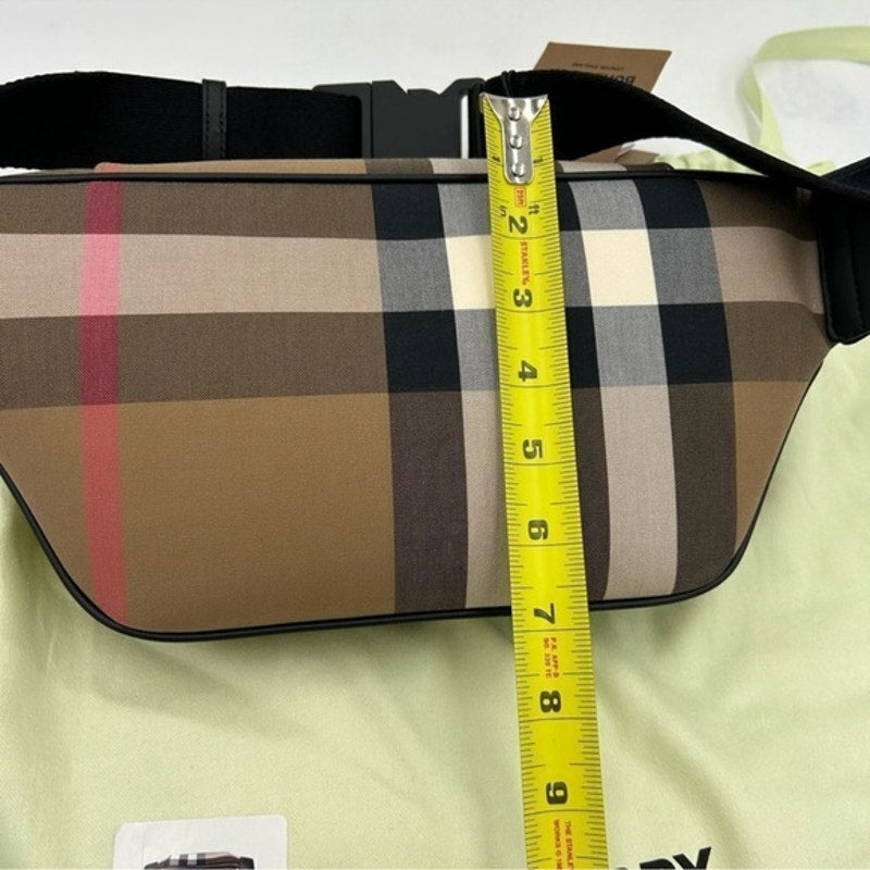 Unisex Burberry multicolor adjustable check belt bag/fanny pack Made in Italy