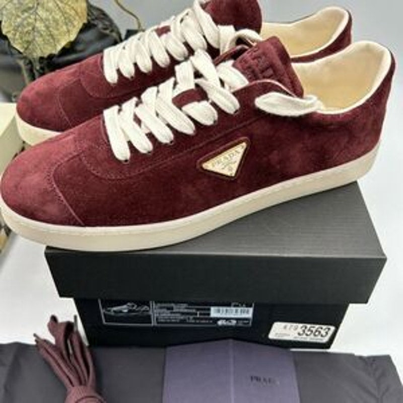 Men's Prada triangle logo suede sneakers size 8.5 US made in Italy