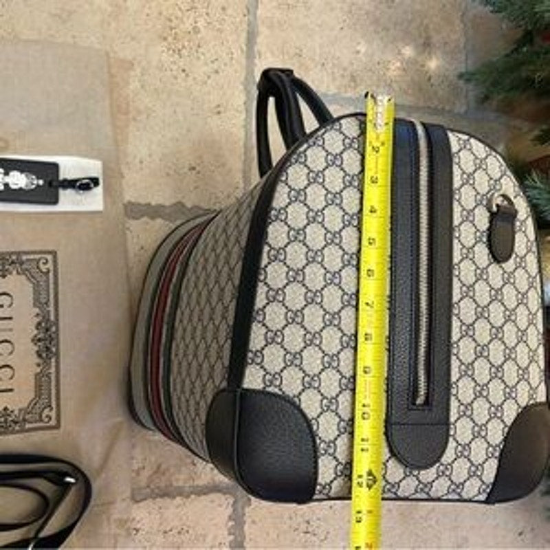 Gucci Savoy, GG Supreme large duffel bag made in Italy NWT