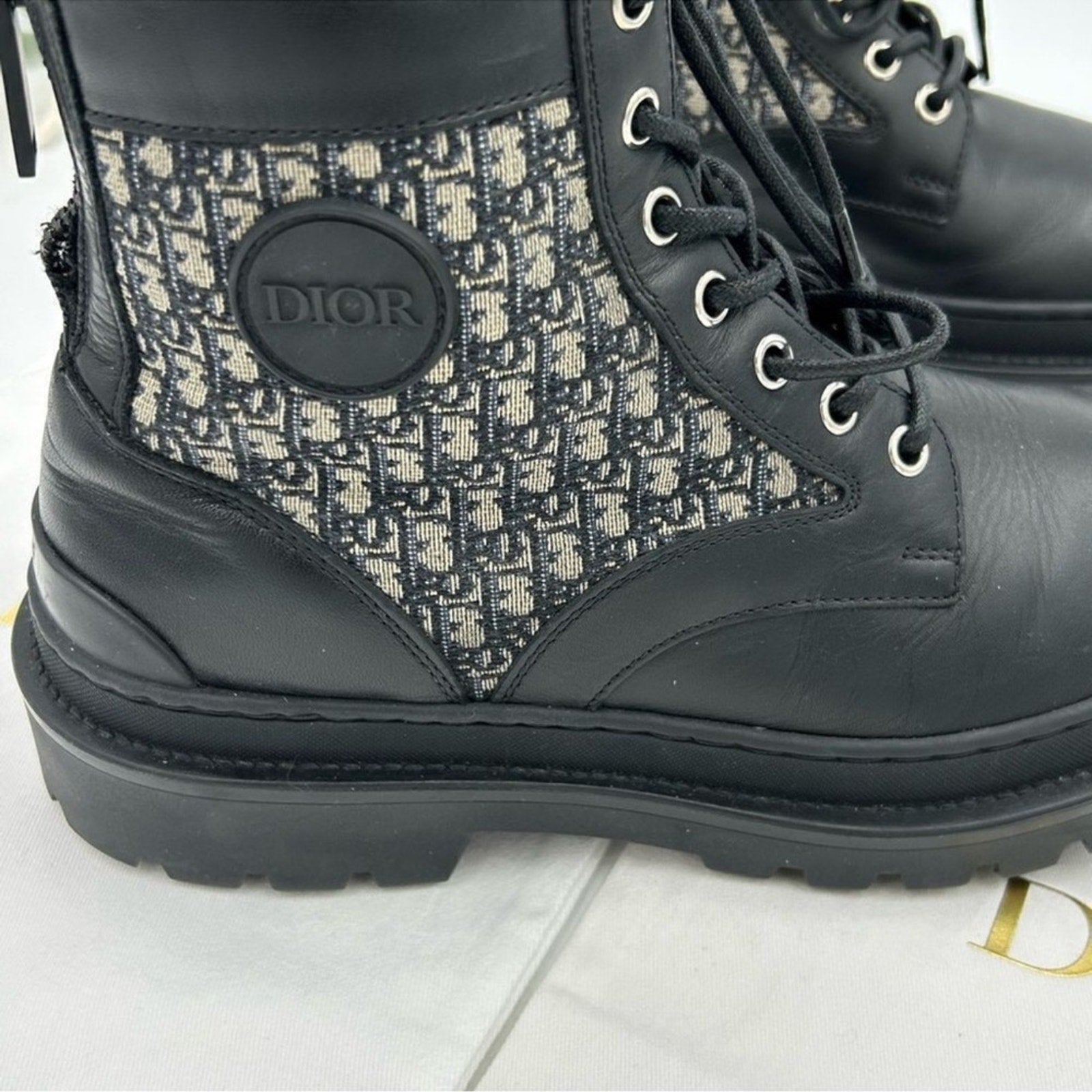 Women's Dior explorer ankle boots size 39 made in Italy