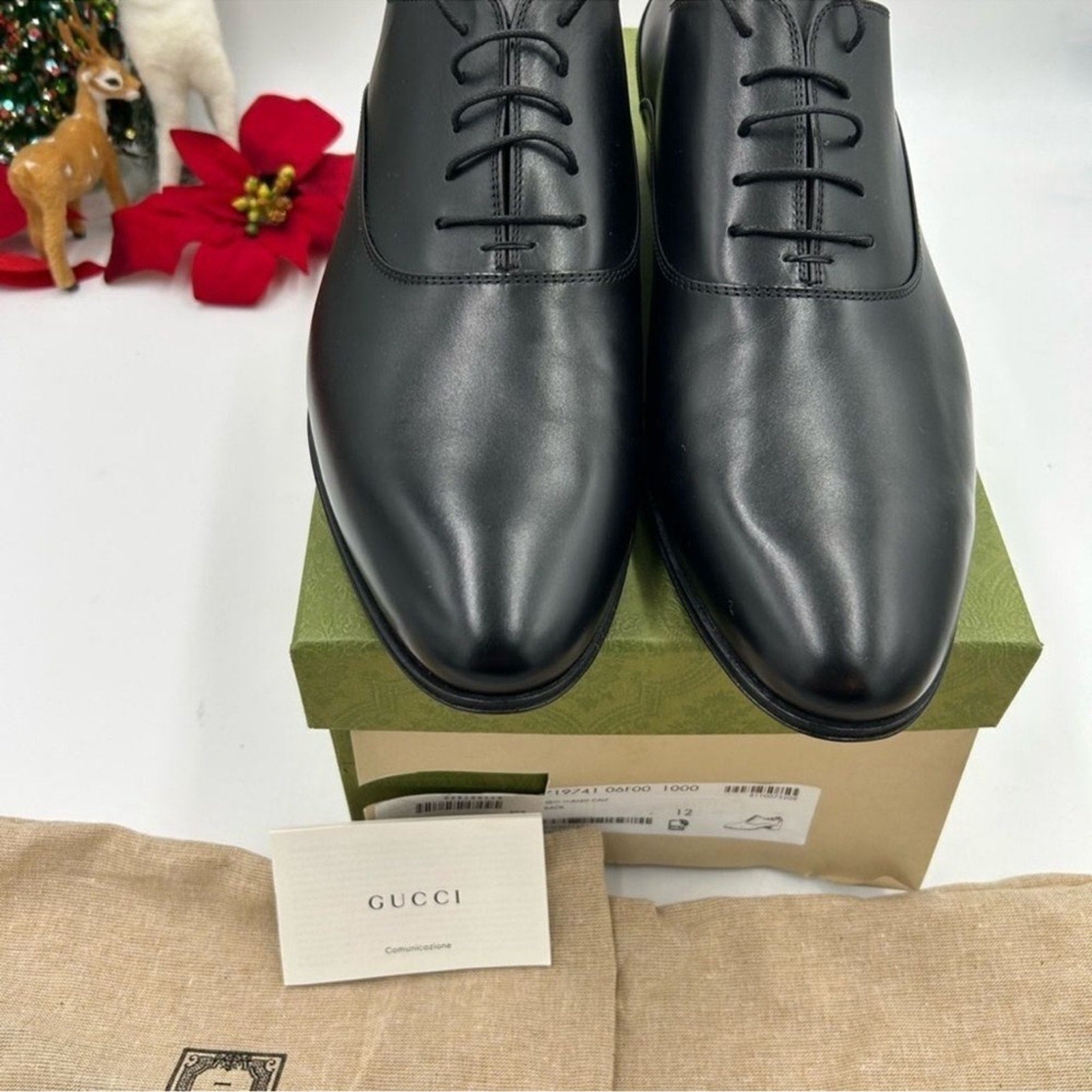 Men's Gucci GG Leather, Oxford's
Size 12 
Made in Italy