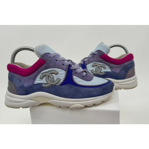 Chanel CC Logo Suede Runner Sneakers G34360 – Size 37 – Made in Italy