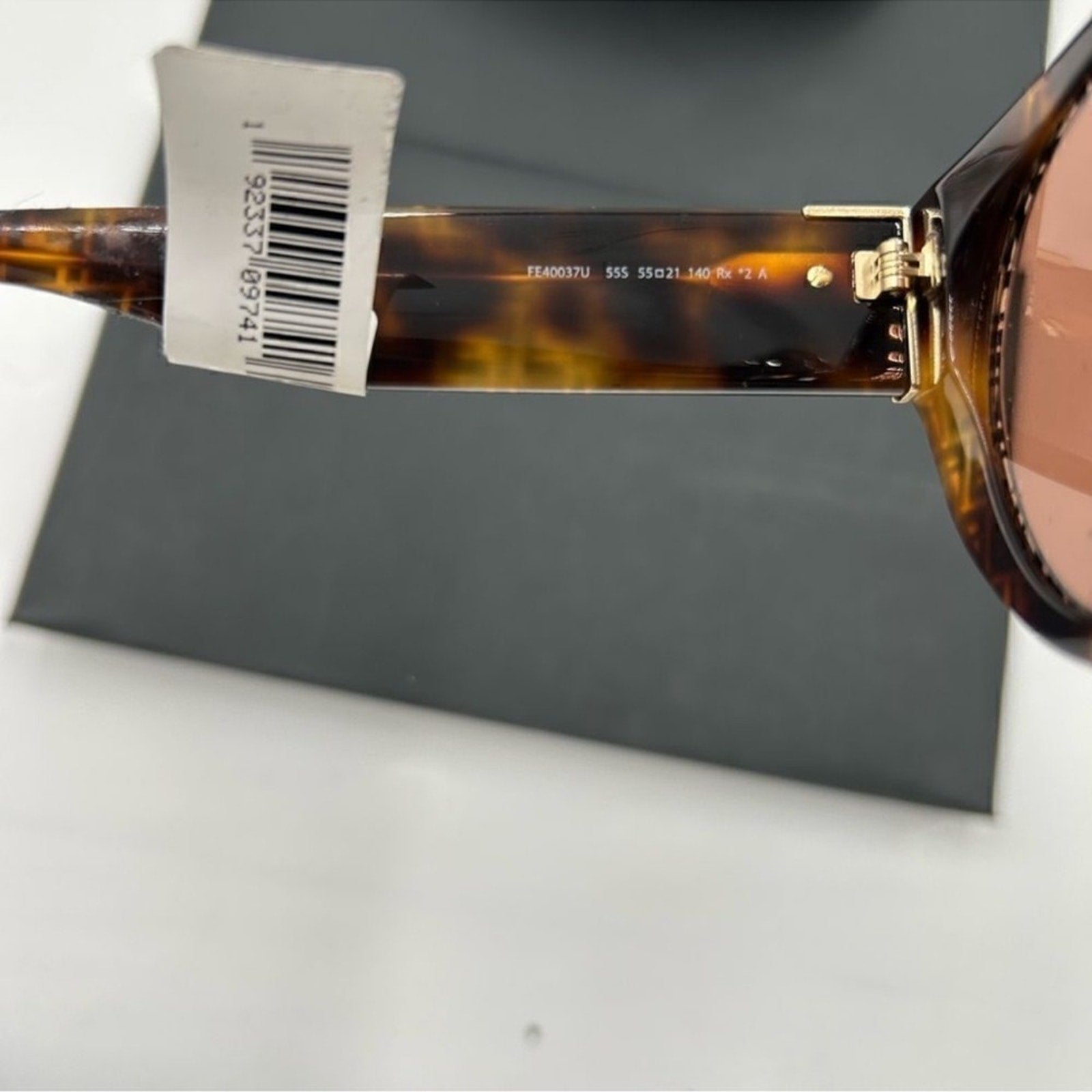 Women's Fendi tortoiseshell sunglasses
Made in Italy