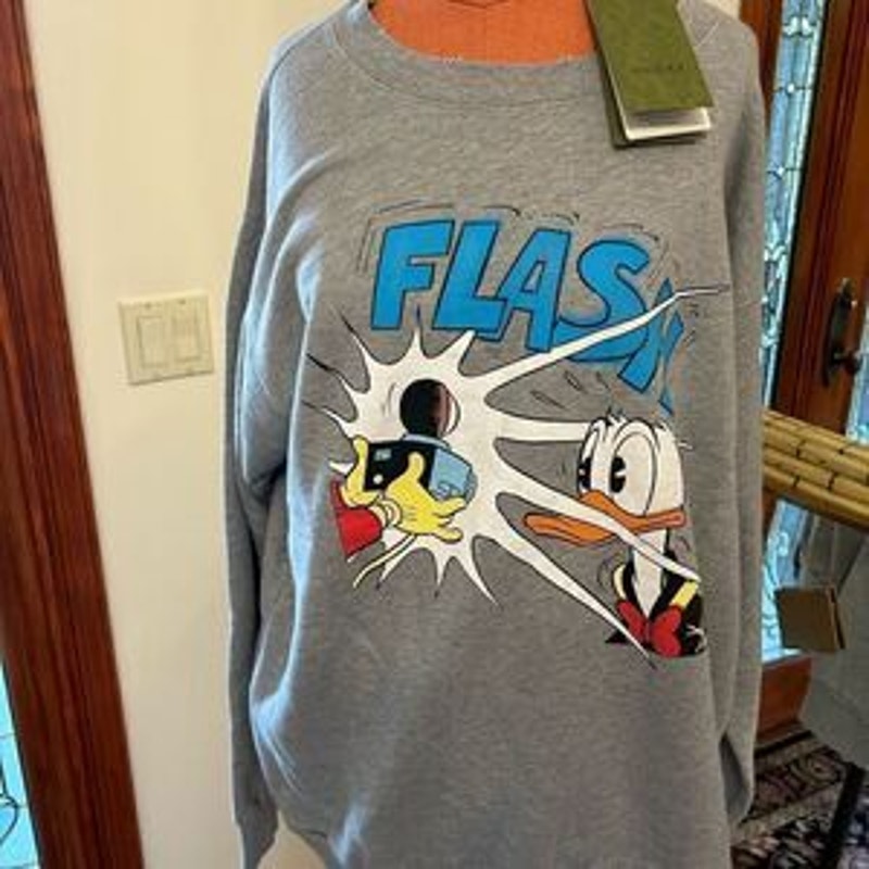 Men’s Gucci, X Disney, Donald Duck heavyweight sweatshirt size large made Italy
