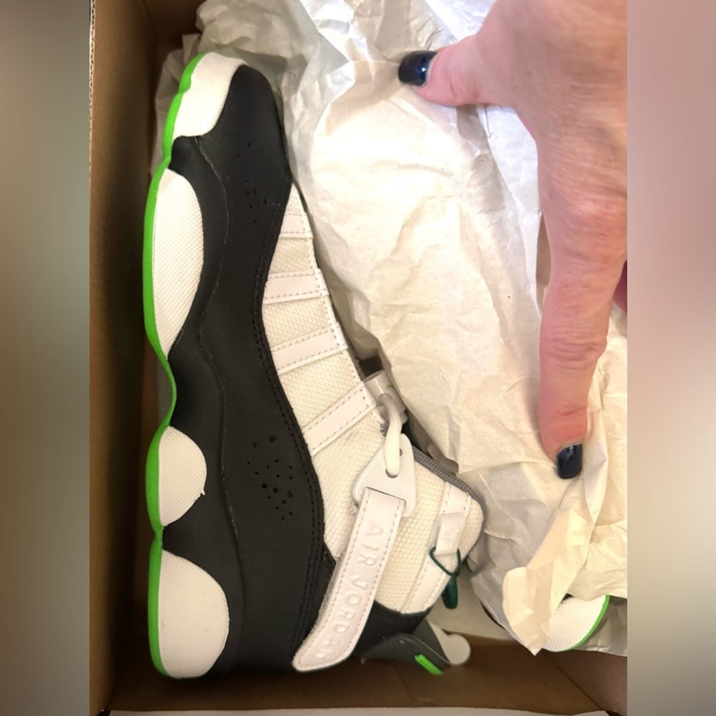 DS NIKE JORDAN 6 RINGS GS WHITE/GREEN STRIKE-BLACK SNEAKERYOUTH 5.5 323419-130