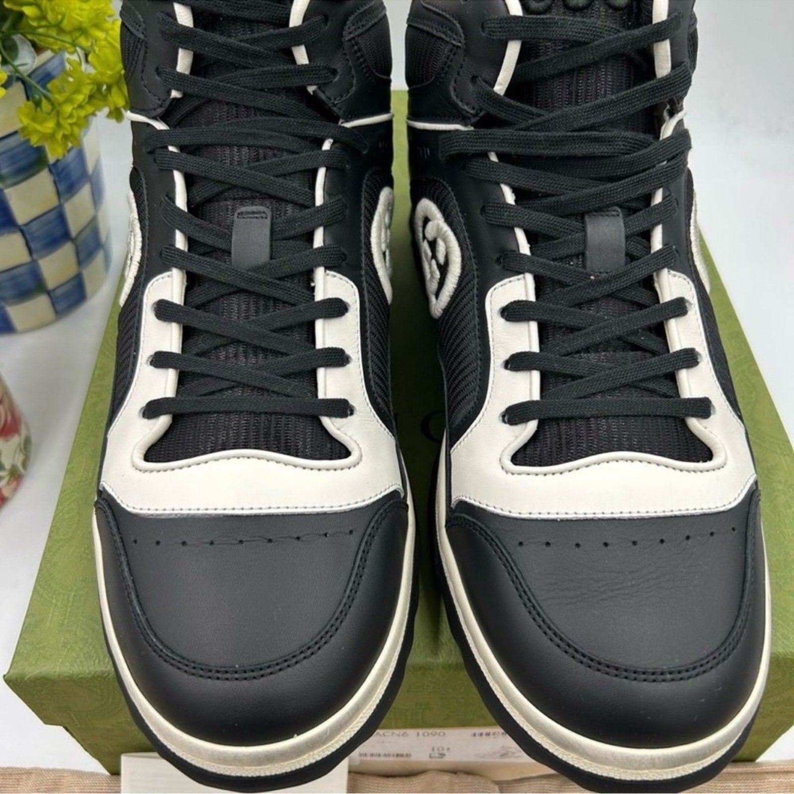 Men's Gucci Mac 80 high top leather sneakers
Size 10.5 
Made in Italy