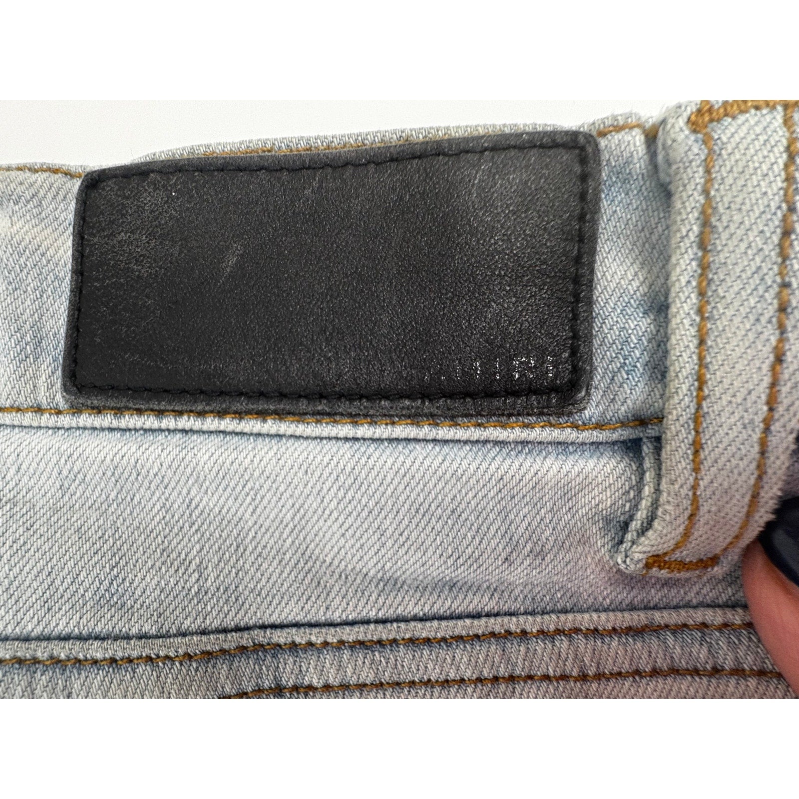 Men's Amiri MX1 Light Indigo Wash Vintage Tee Animation Patch Jeans Size 38
