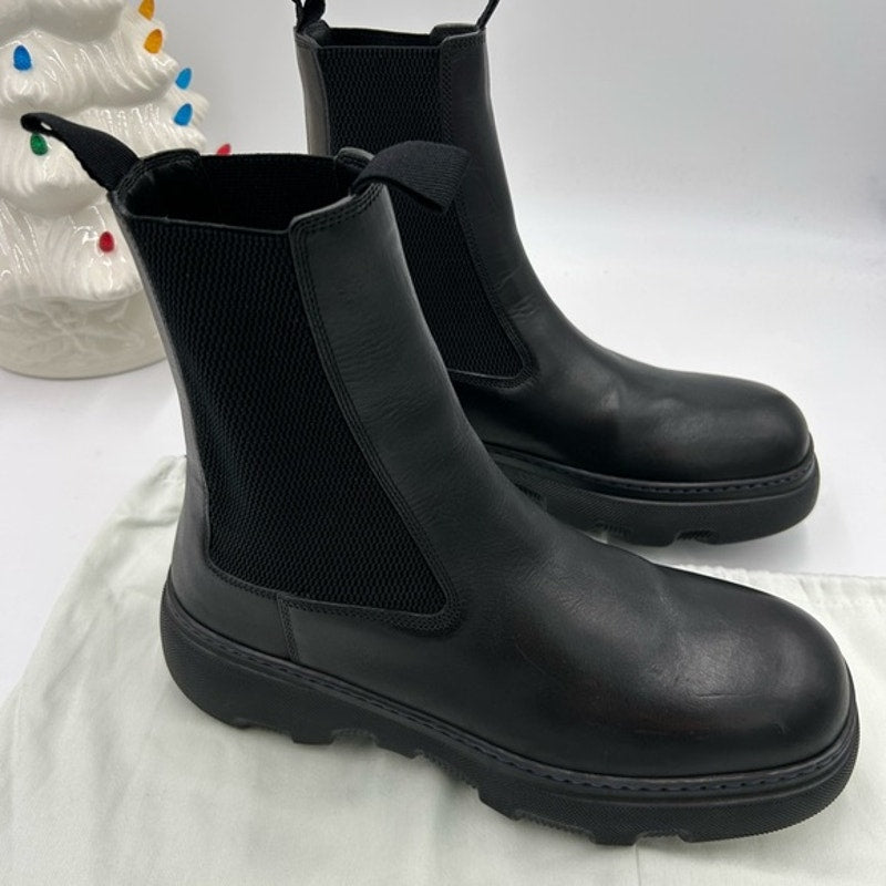 Men's Burberry leather Chelsea boots size 43 made in Italy