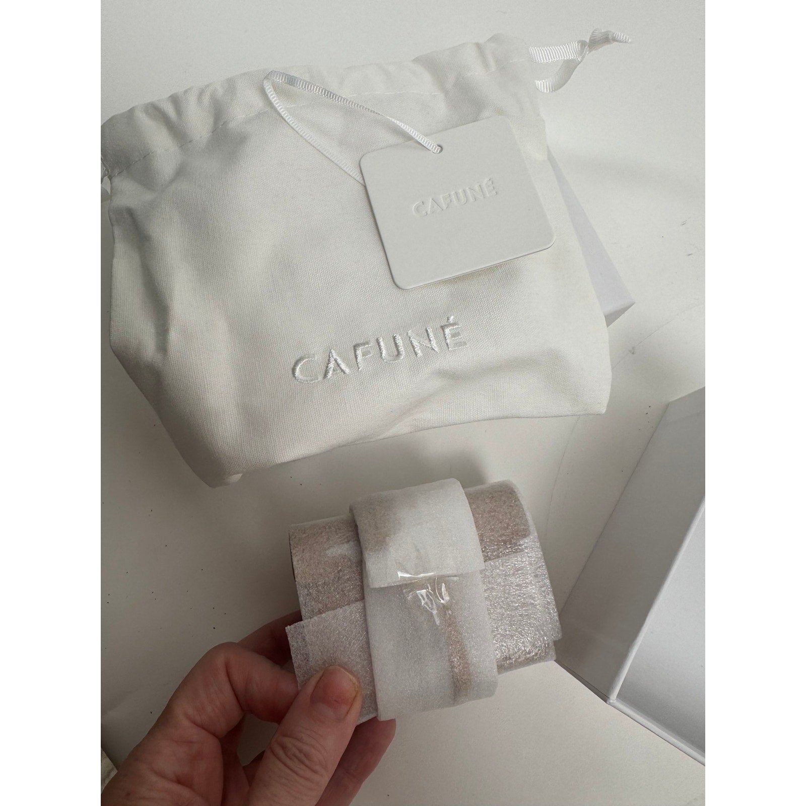Cafune Stance Pod Leather AirPods Case Neutral Mini Pouch Bag Charm