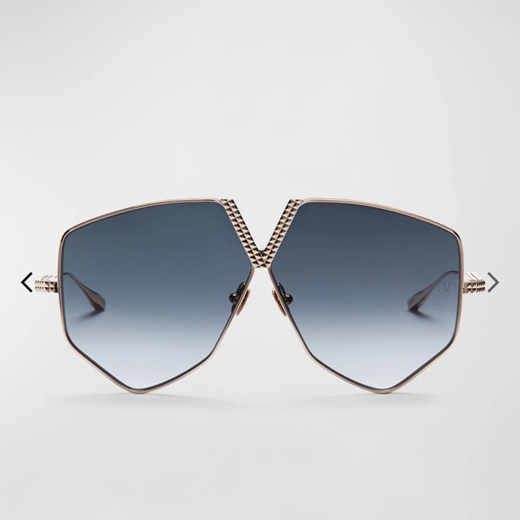 VALENTINO GARAVANI
V-Hexagon Titanium Sunglasses
Branded/crossbody bag included
