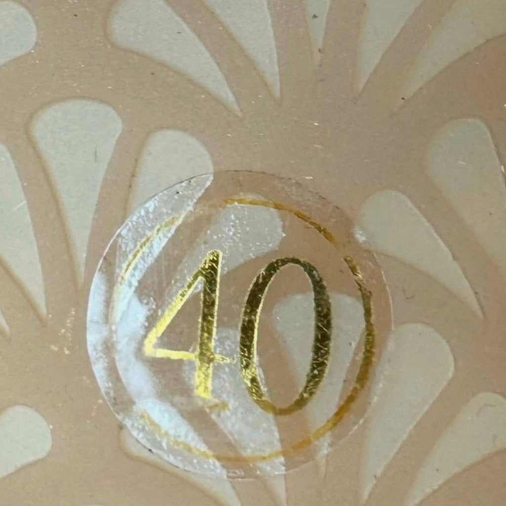 L’Artiste women’s buttery soft size 40/ 8.5 flats w/ intricate ruffle detail