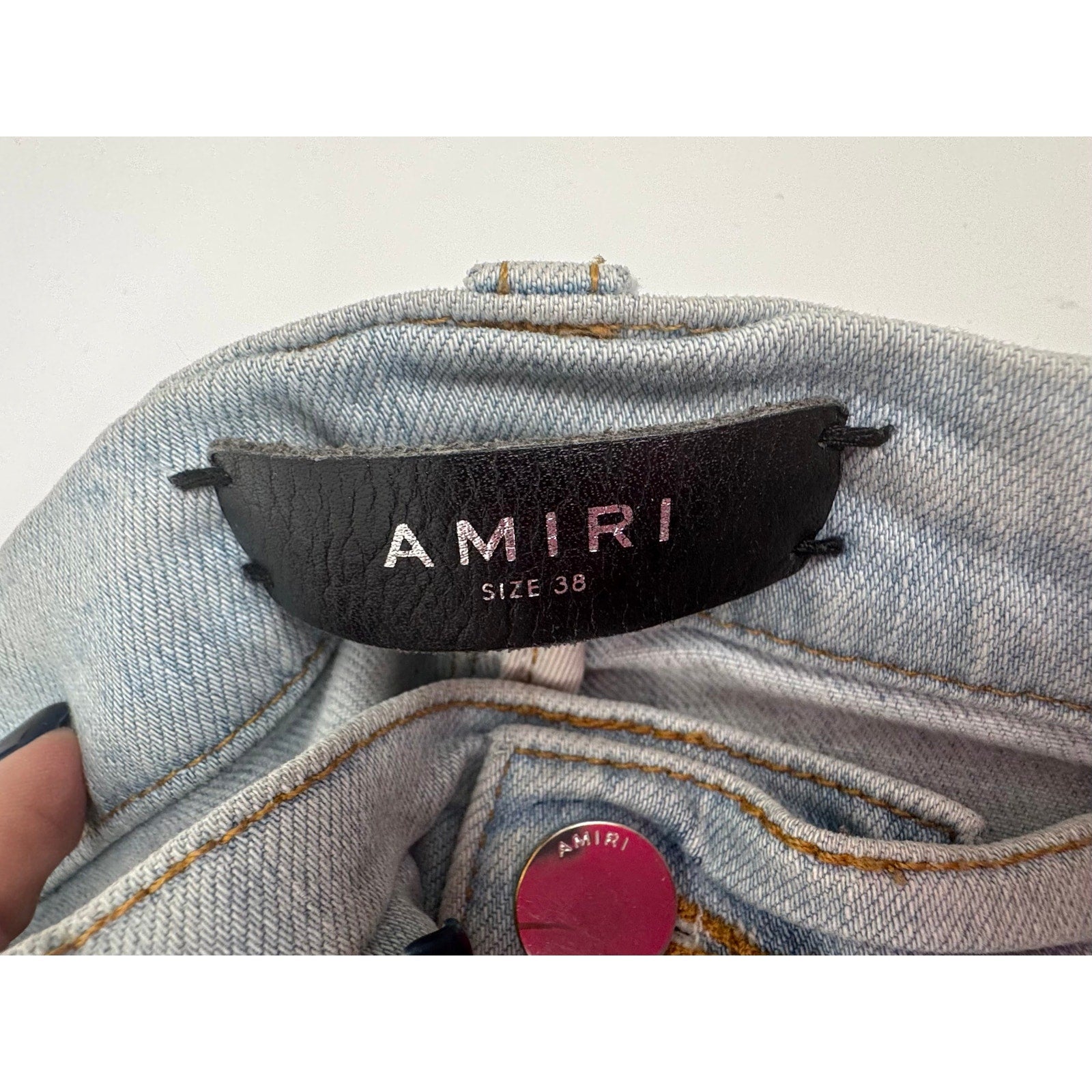 Men's Amiri MX1 Light Indigo Wash Vintage Tee Animation Patch Jeans Size 38