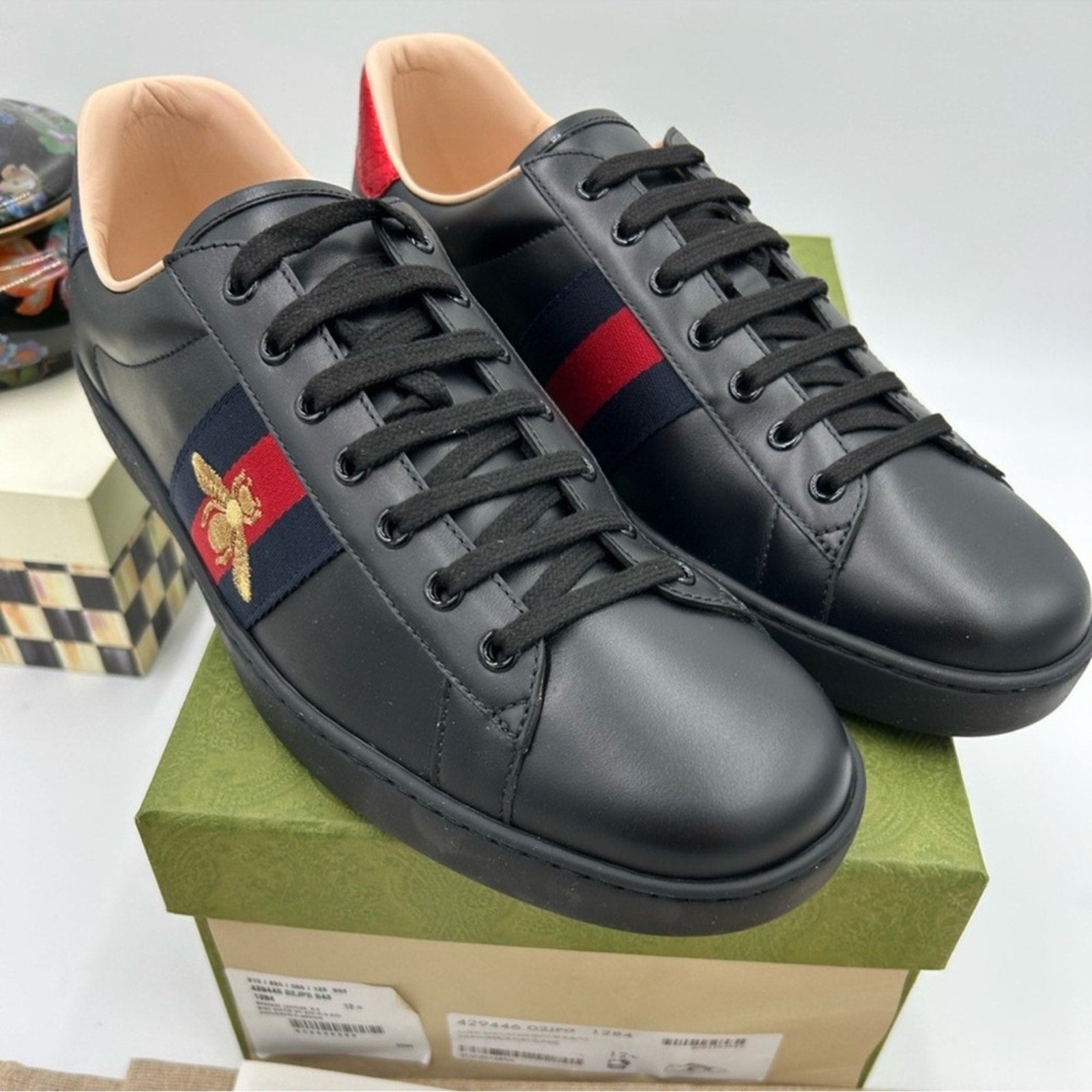 Men's Gucci ace bee embroidered sneakers size 12.5 made in Italy