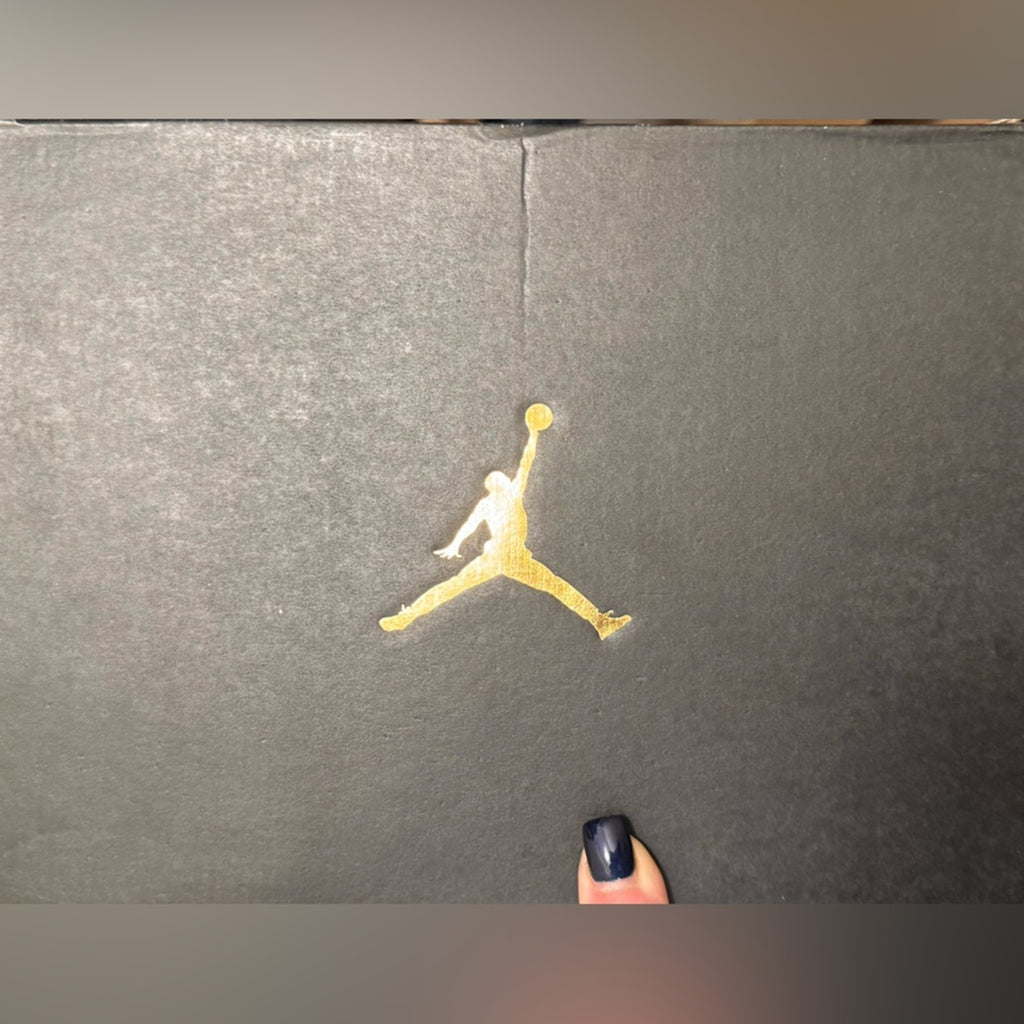 DS NIKE JORDAN 6 RINGS GS WHITE/GREEN STRIKE-BLACK SNEAKERYOUTH 5.5 323419-130