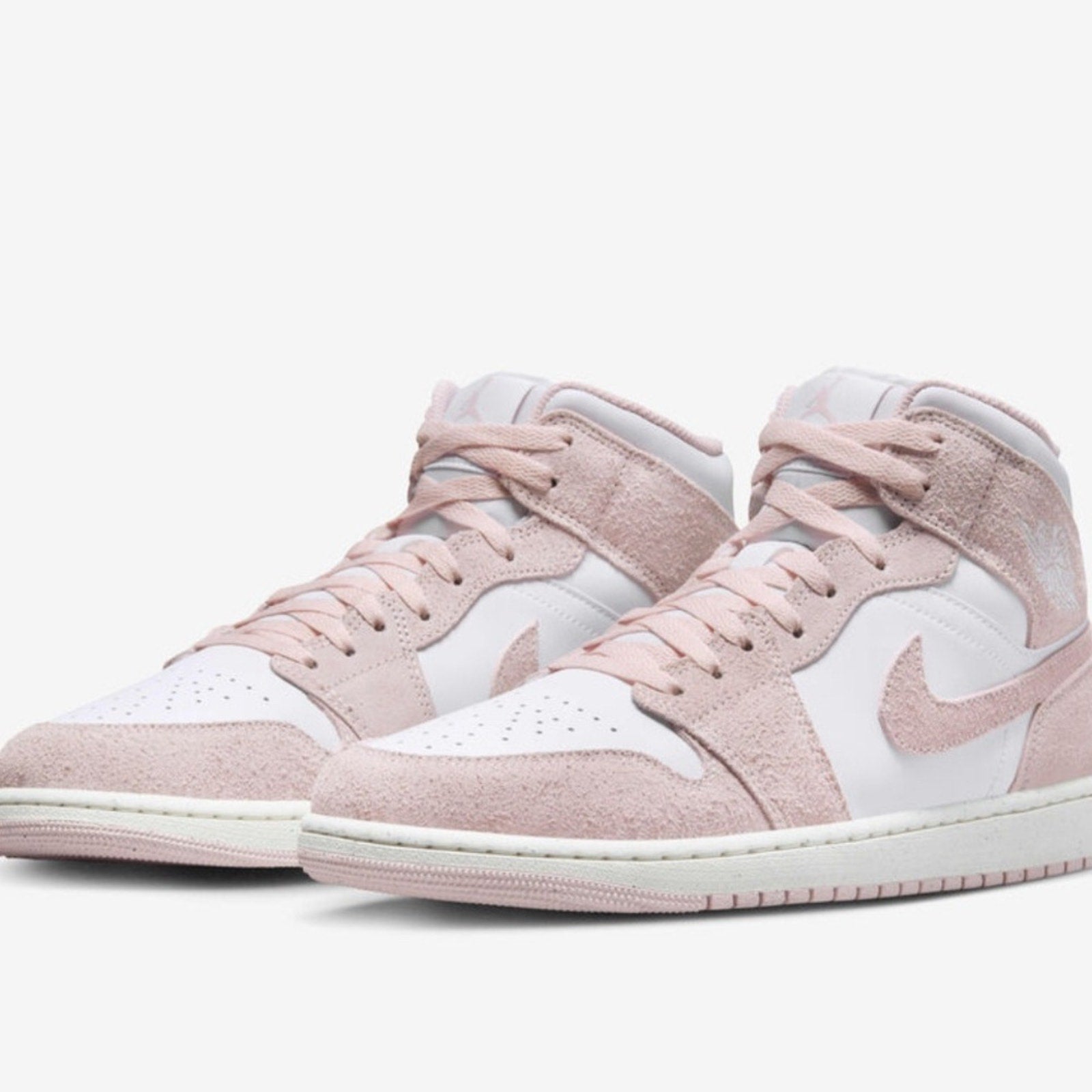 DS AIR JORDAN 1 MID SE "LEGEND PINK" SNEAKERS MENS SZ 10
Style Code: FN5215-161