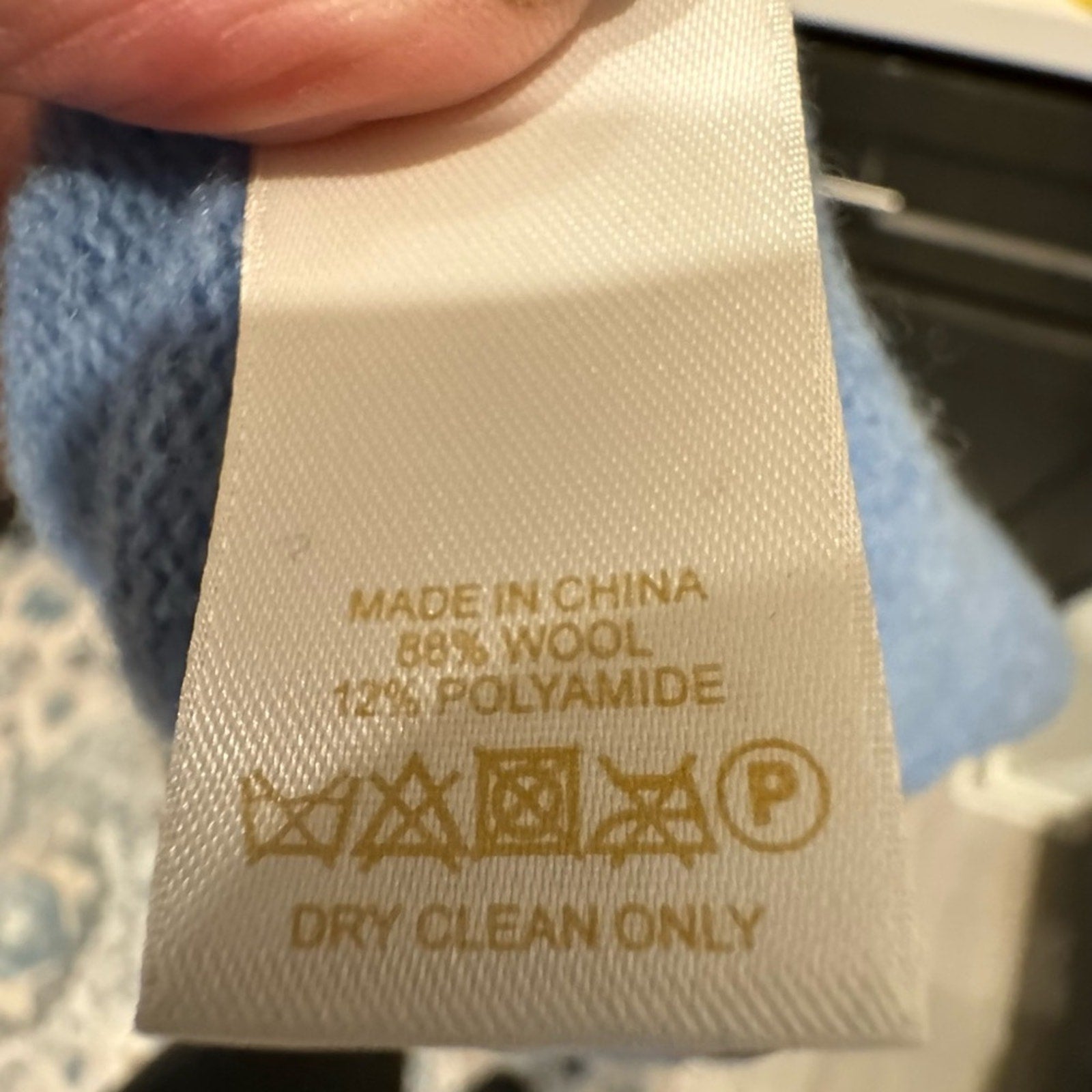 Kate Spade NWT’s Heather Blue with White polar bear wool sweater L women M Men