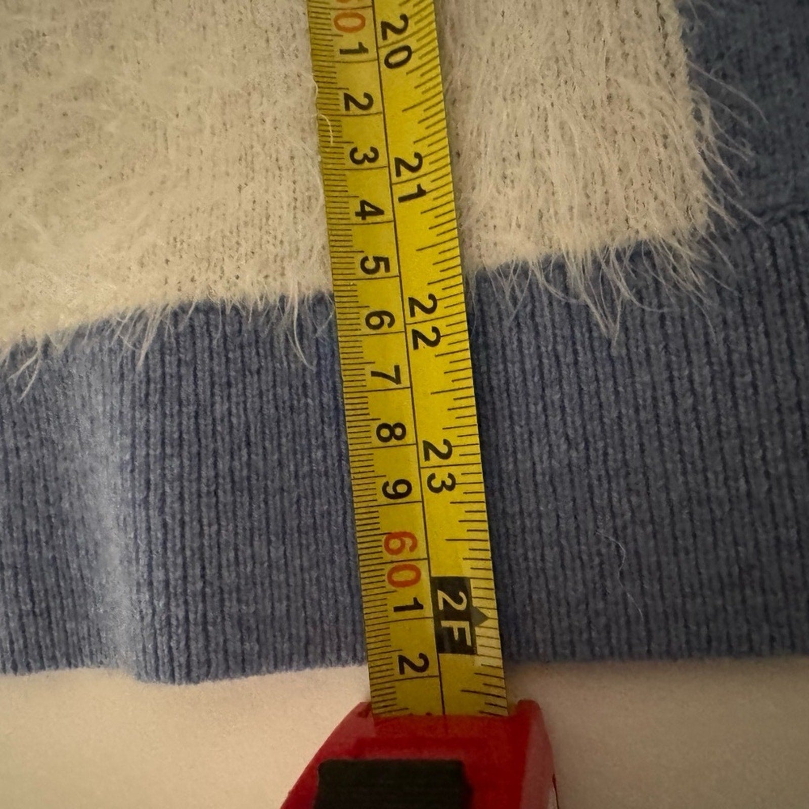 Kate Spade NWT’s Heather Blue with White polar bear wool sweater L women M Men