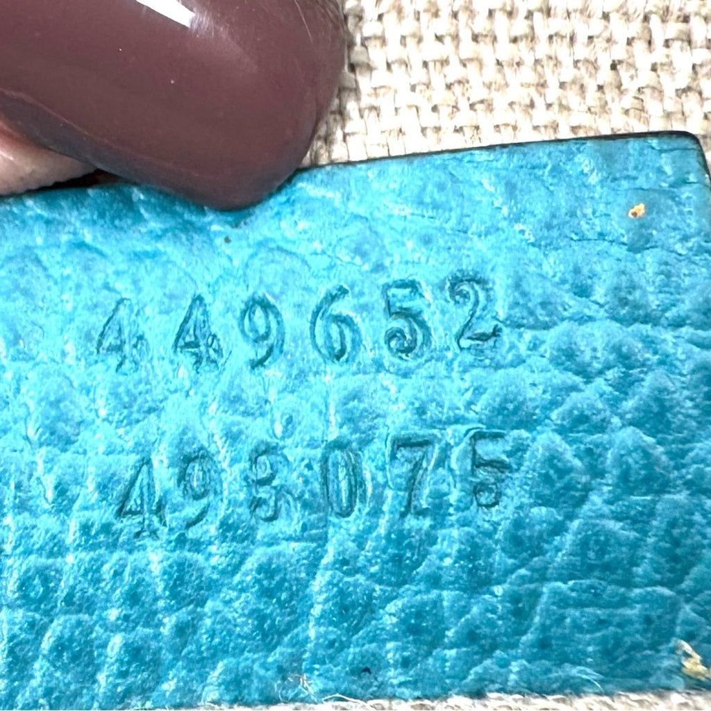 Women’s Gucci teal second bag pouch with bamboo tassels zip top closure amazing