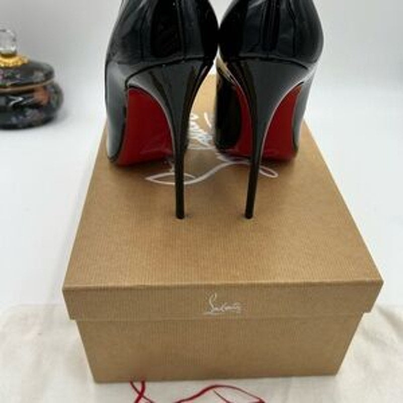 Women's Christian Louboutin so Kate 120 heels size 39.5 made in Italy