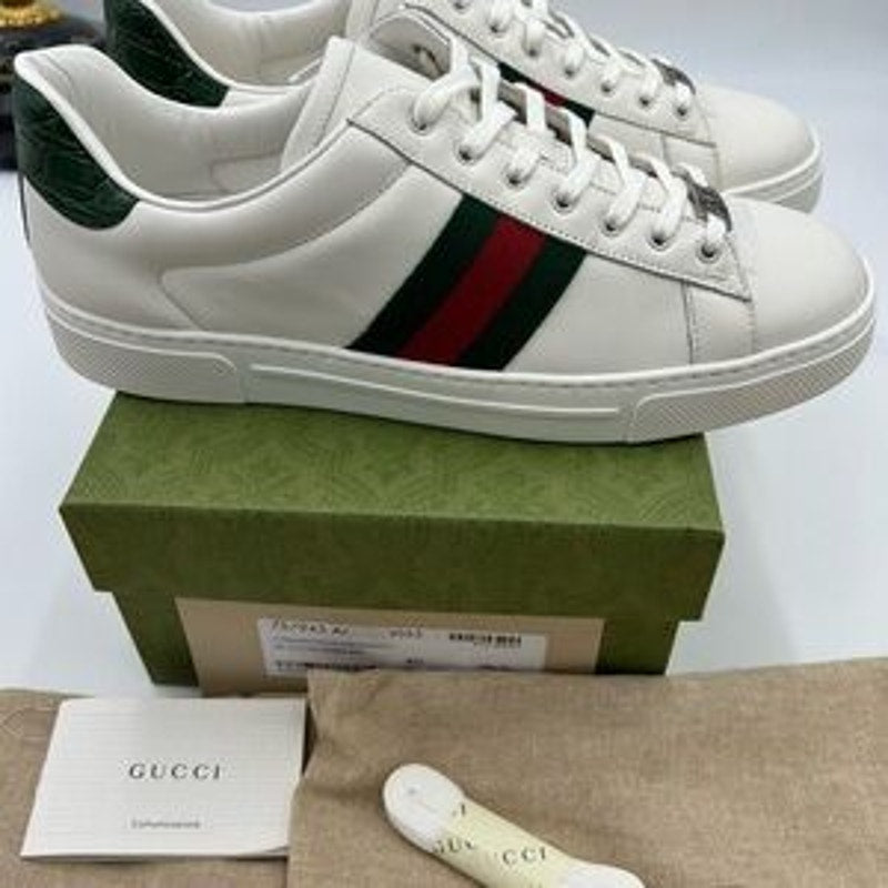 Women's Gucci, ace leather, web stripe sneakers size 40 made in Italy