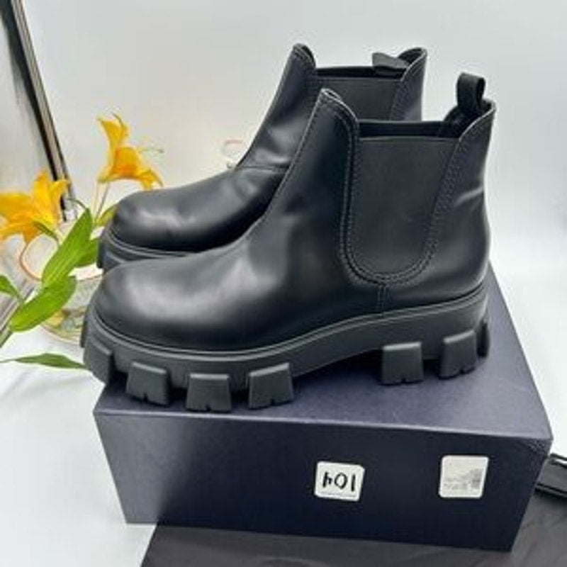 Men's Prada MONOLITH leather Chelsea boots size 11 made in Italy