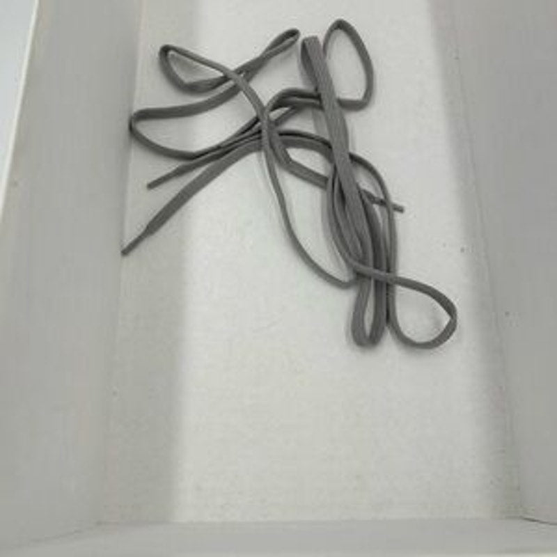 Men's common project low top leather sneaker size 44 made in Italy