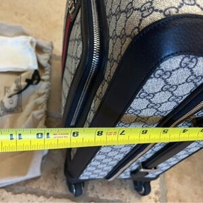 Gucci Savoy GG Supreme small cabin, carry-on suitcase made in Italy NWT