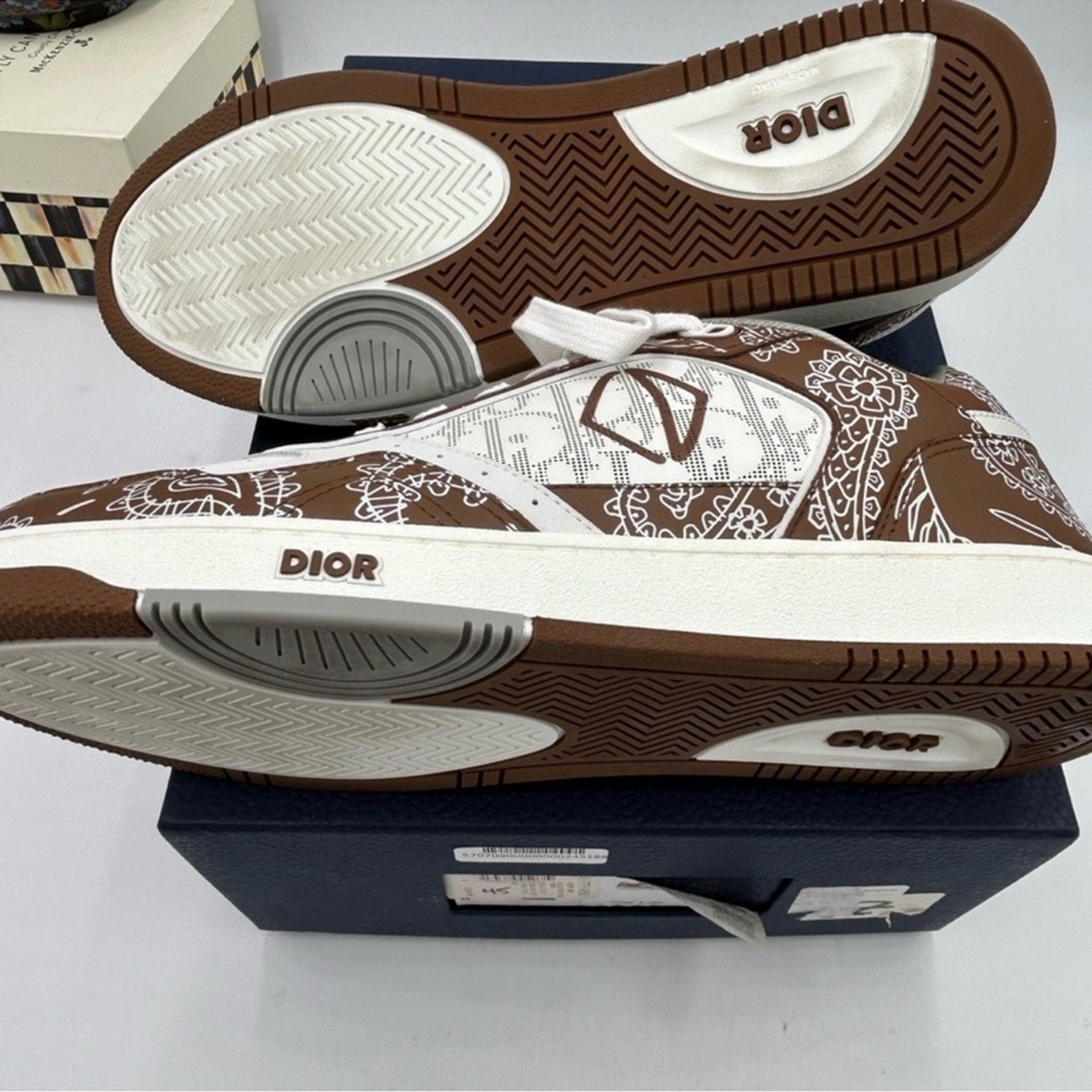 Men's Dior B 27 low Paisley sneakers Rare 
Size 45 
Made in Italy