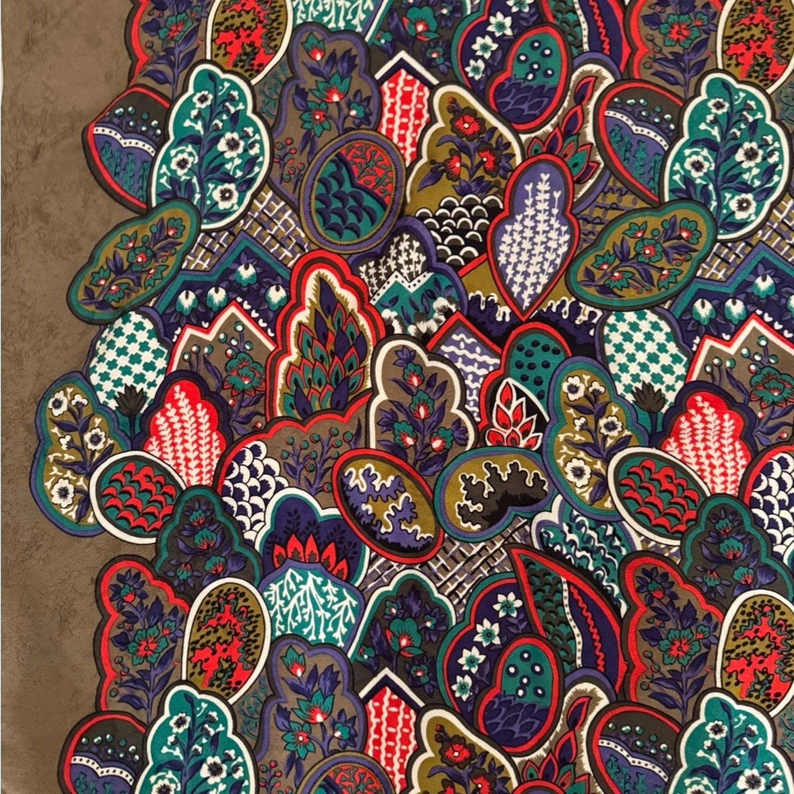 BOTEGA VENETA ENORMOUS 51” x 51”gorgeous silk Wrap/Cape/Sarong textured …