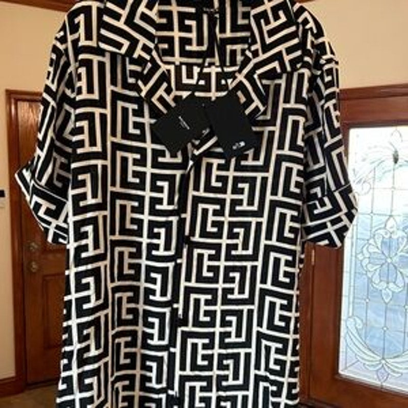 Men's Balmain monogram pajama shirt, size 43 made in Italy