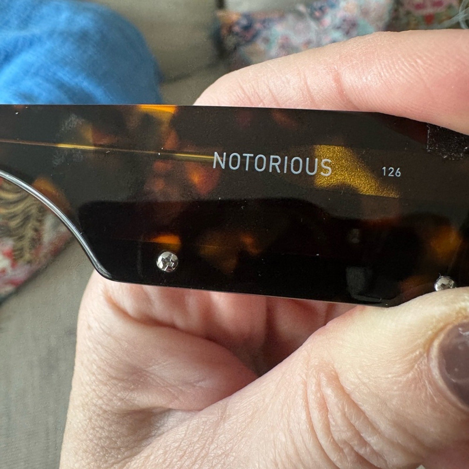Quay, Australia, sunglasses new without tags in tortoiseshell NOTORIOUS model