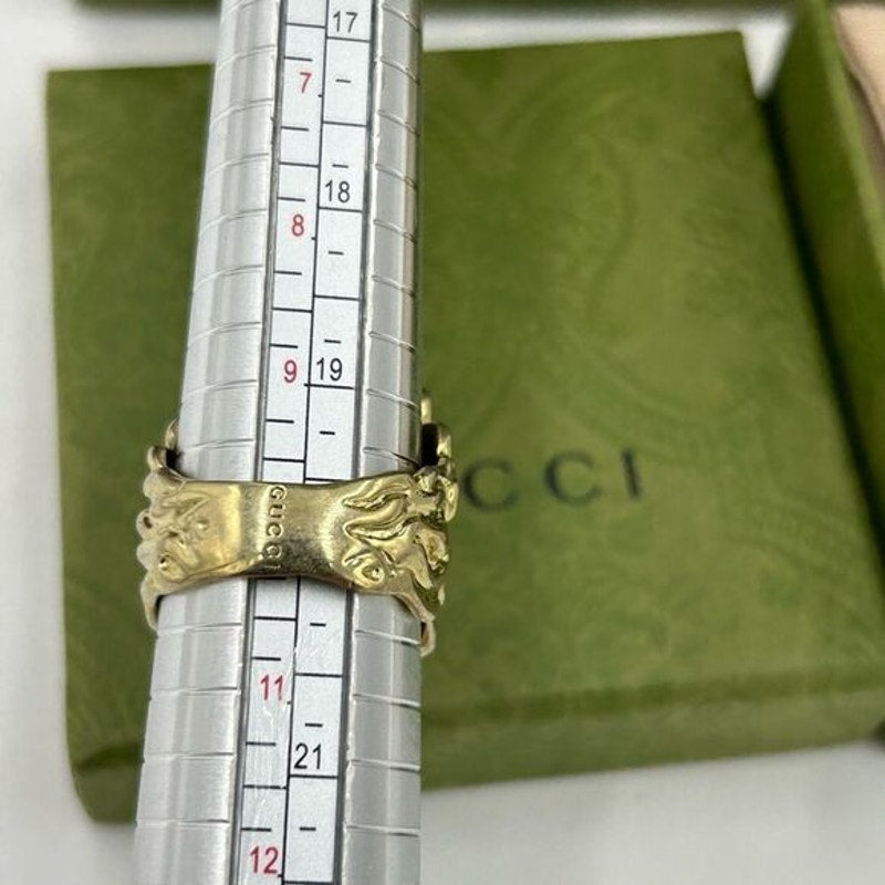 Men’s Gucci, Lionhead crystal motif ring size 10 made in Italy