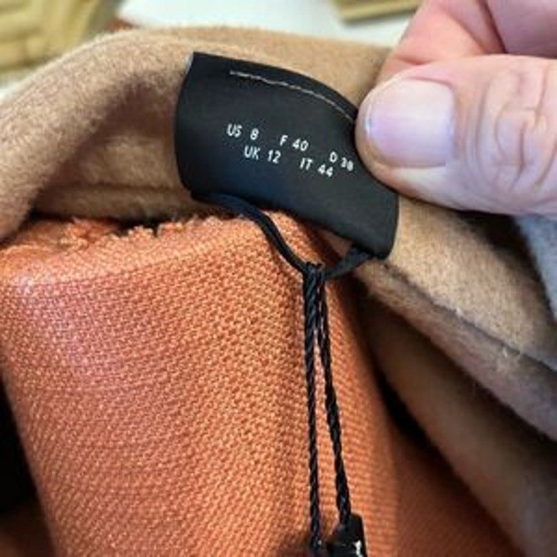 Women’s Akris 100% camel hair double face coat size 8 made in Italy