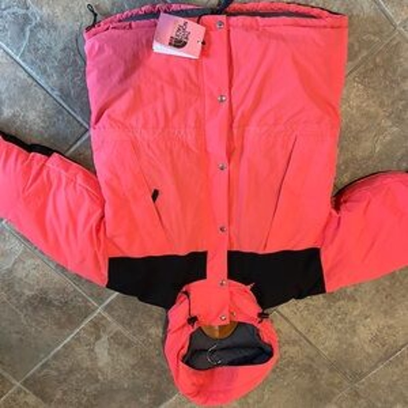 Women's Gucci X Northface, collaboration, puffer jacket size medium NWT
