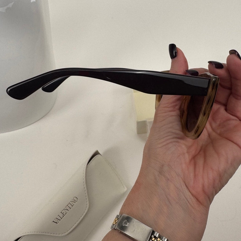 Women's Valentino NWOT Rockstud Two-Tone Cat-Eye Sunglasses