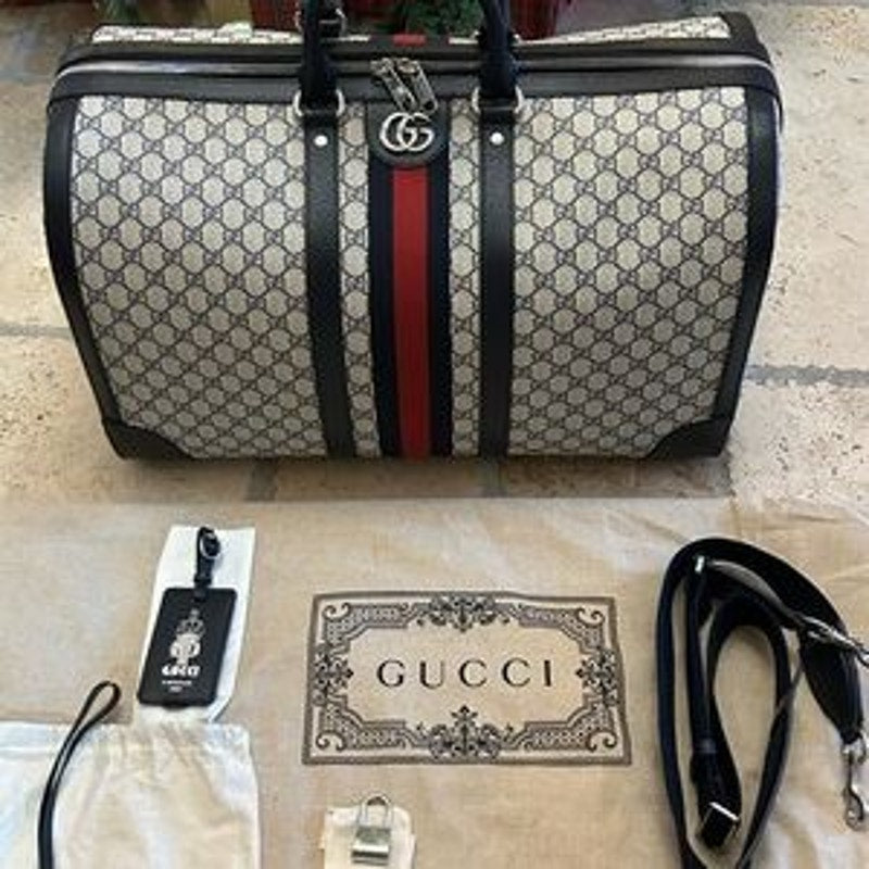 Gucci Savoy, GG Supreme large duffel bag made in Italy NWT