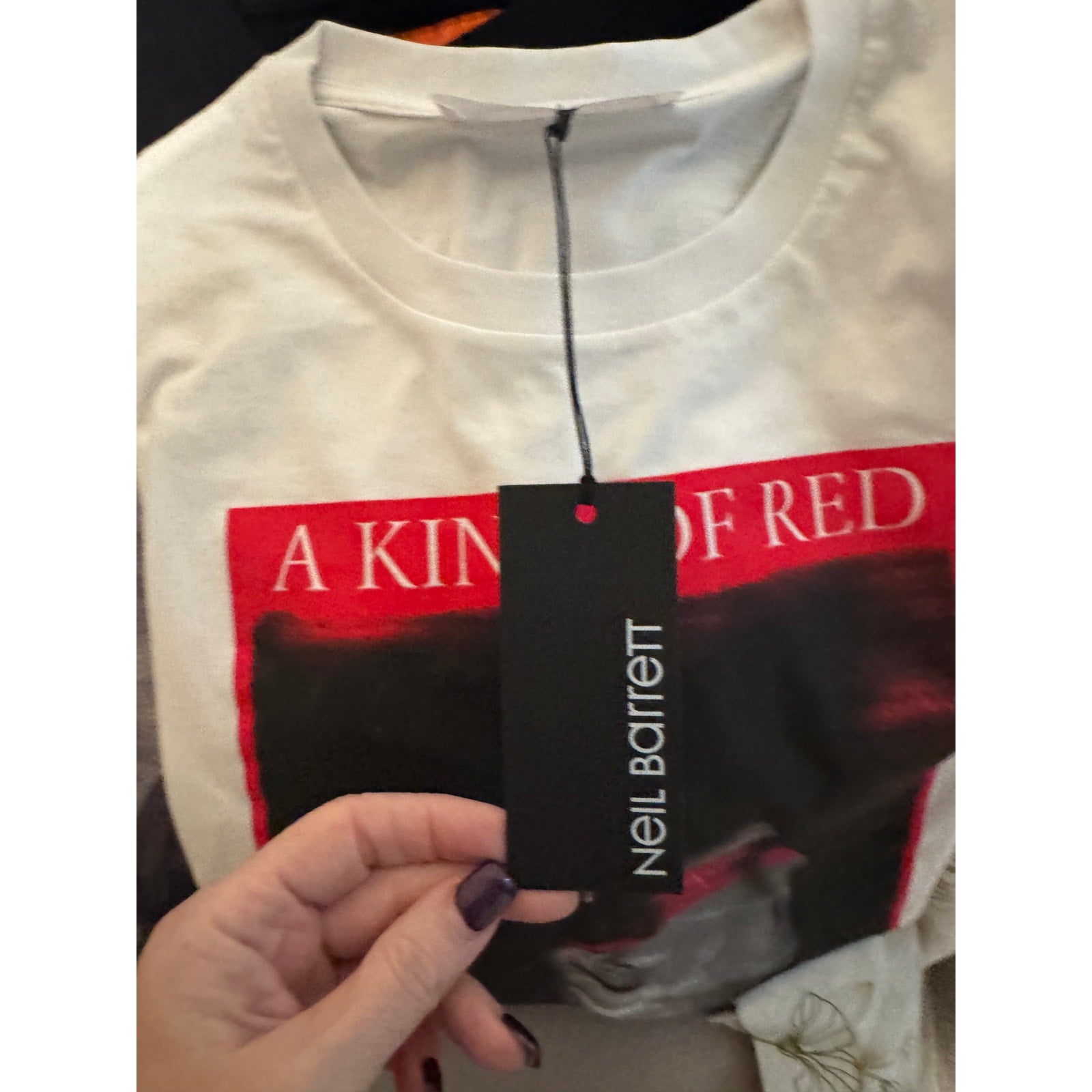 Men's Neil Barrett NWT White "A Kind Of Red" Graphic Short Sleeve T-Shirt Size L