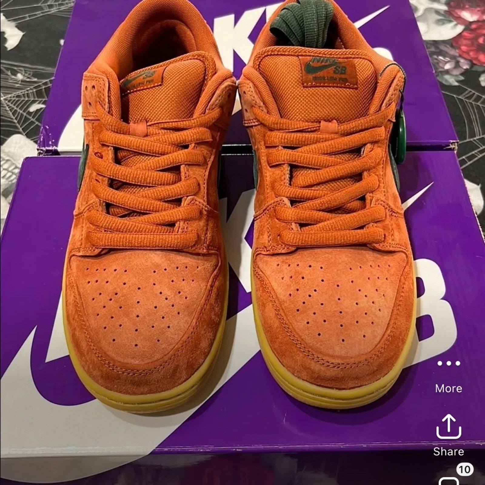 DS 2024 NIKE SB DUNK LOW
"BURNT SUNRISE" SKATE
SNEAKERS SHOES SIZE 8.5