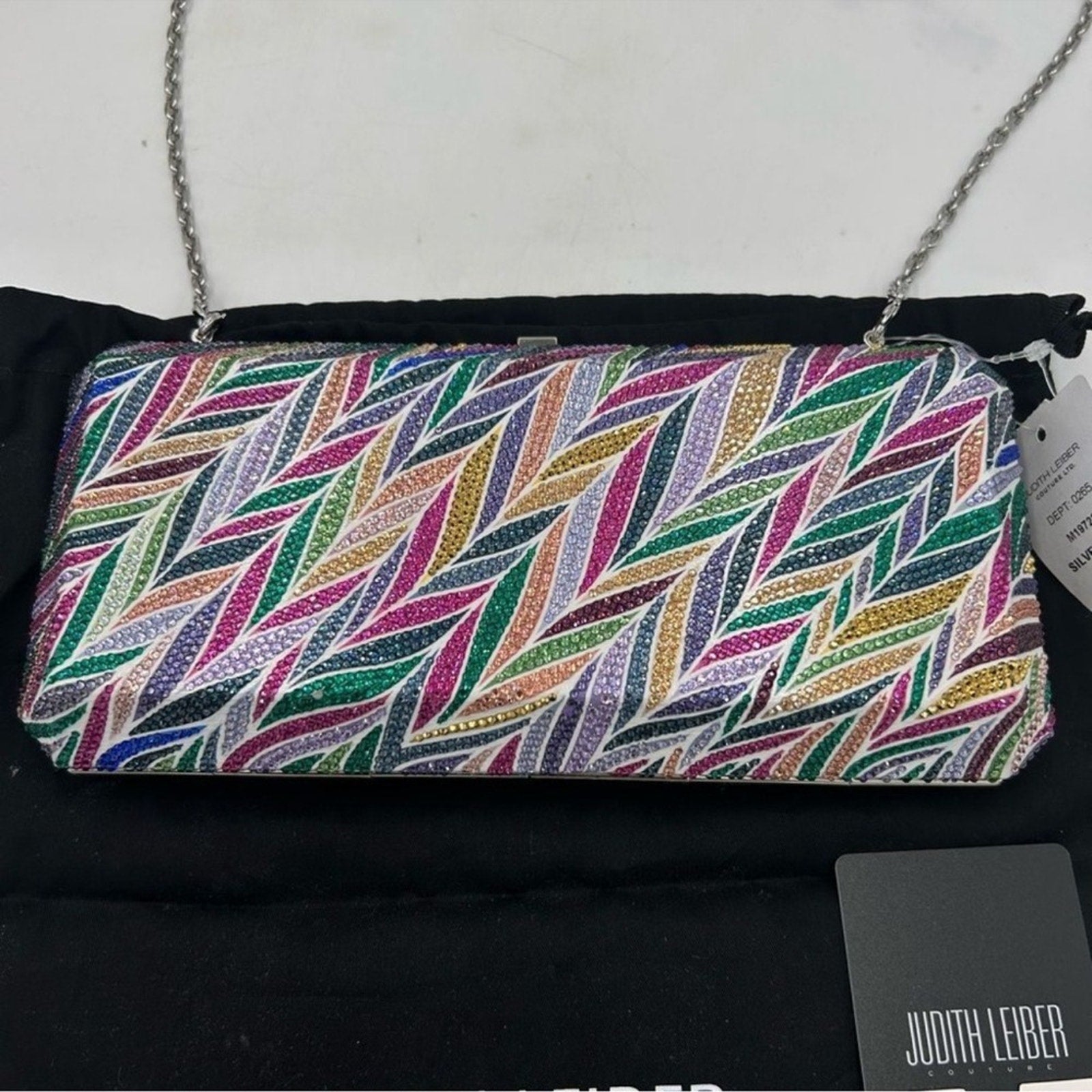 Women's Judith Lieber rectangular Beach Mural clutch bag detachable chain 
Italy