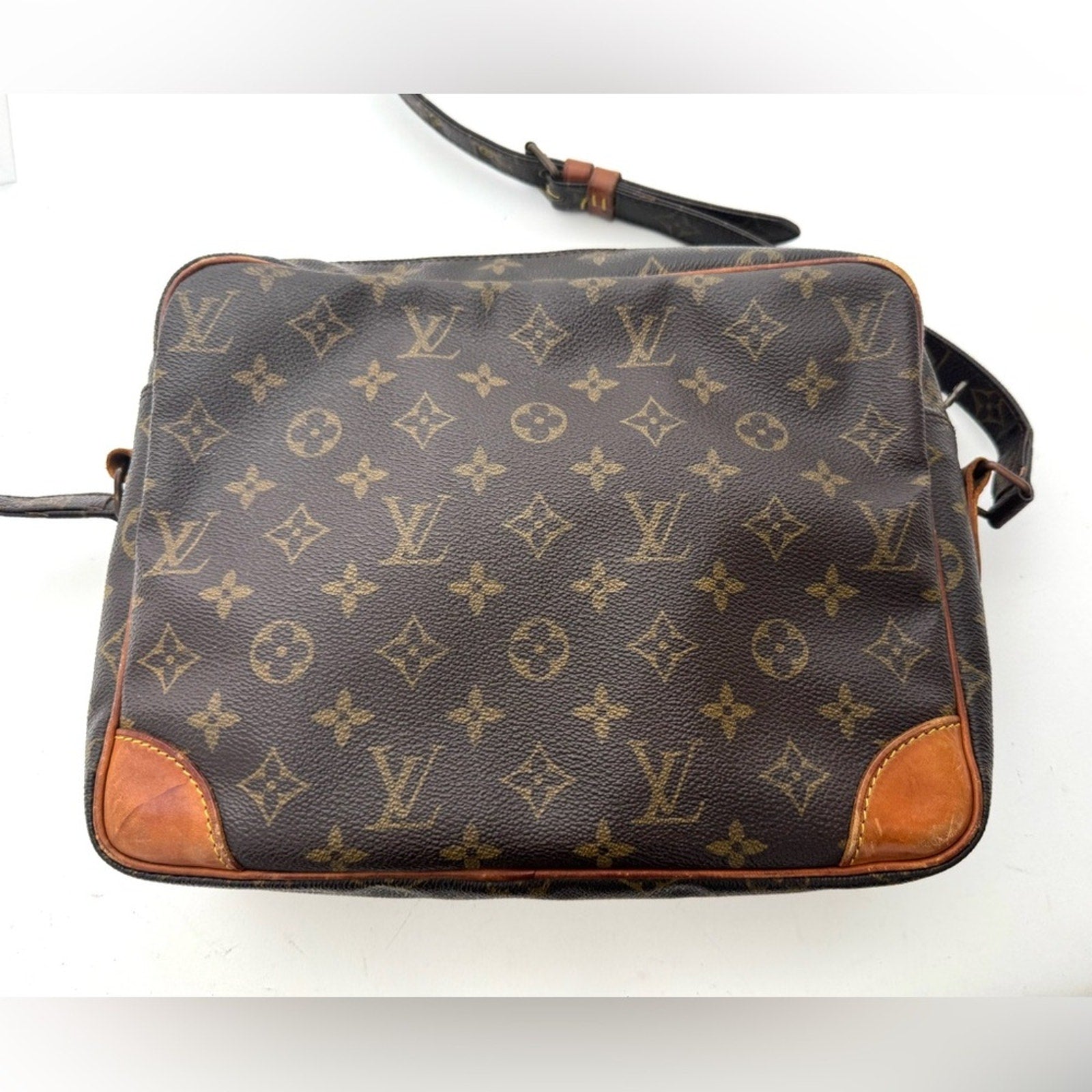 Louis Vuitton Brown Monogram Potomac top zip shoulder bag with adjustable strap