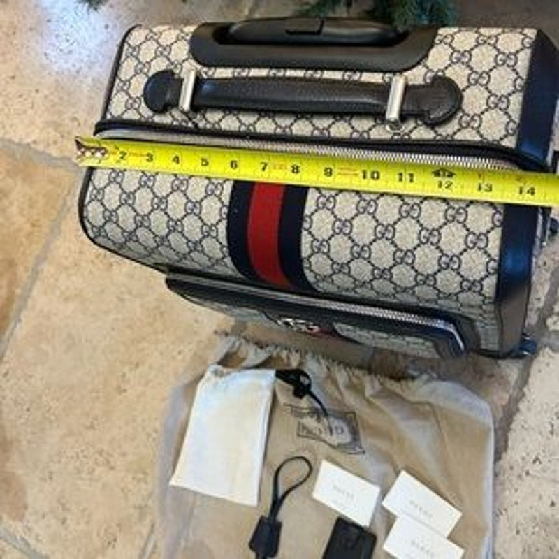 Gucci Savoy GG Supreme small cabin, carry-on suitcase made in Italy NWT