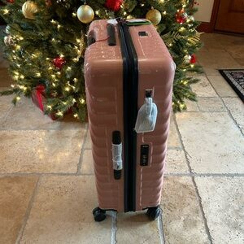 Tumi 19° extended trip expandable four-wheel packing suitcase NWT