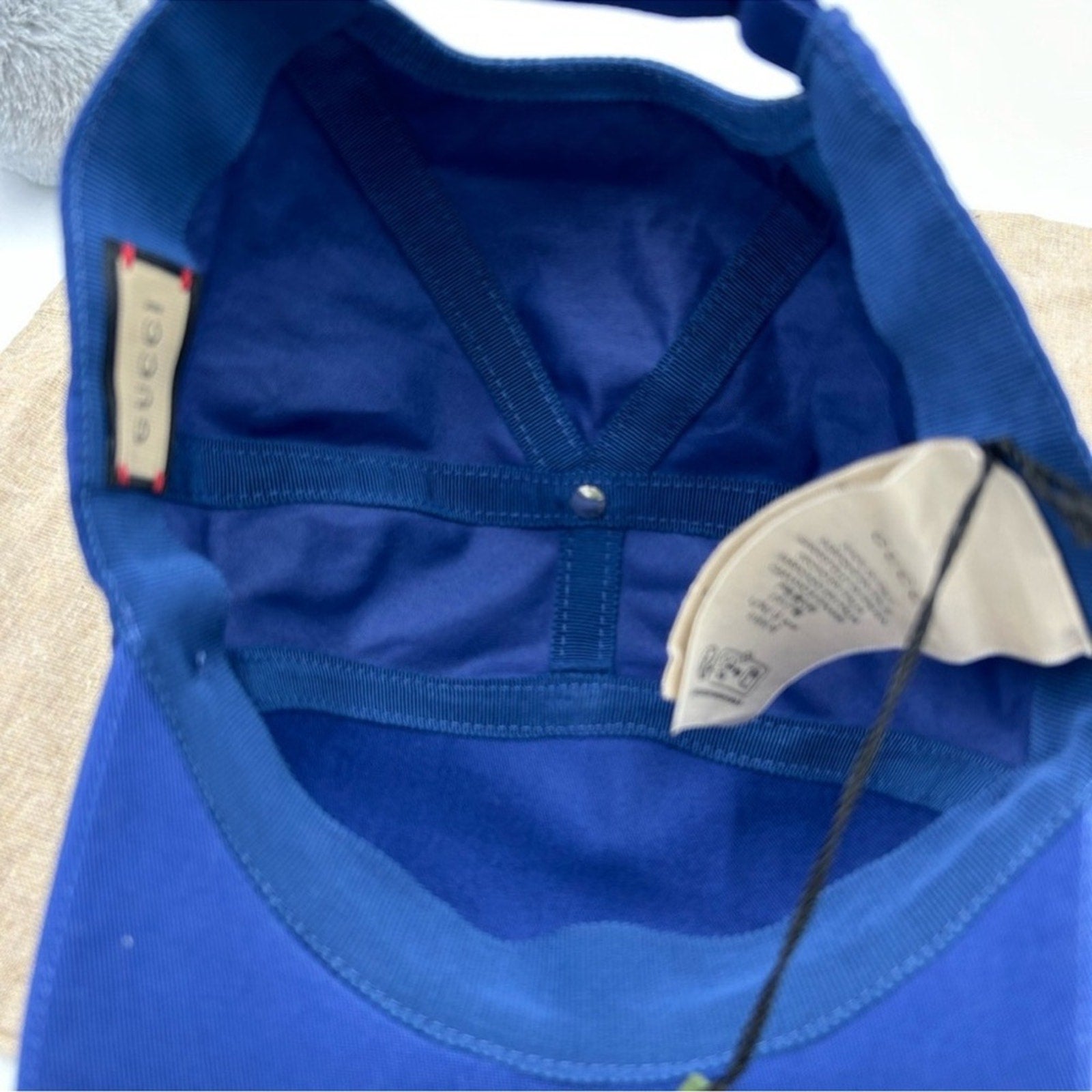 Men's Gucci 1921 logo baseball cap size medium/adjustable made in Italy