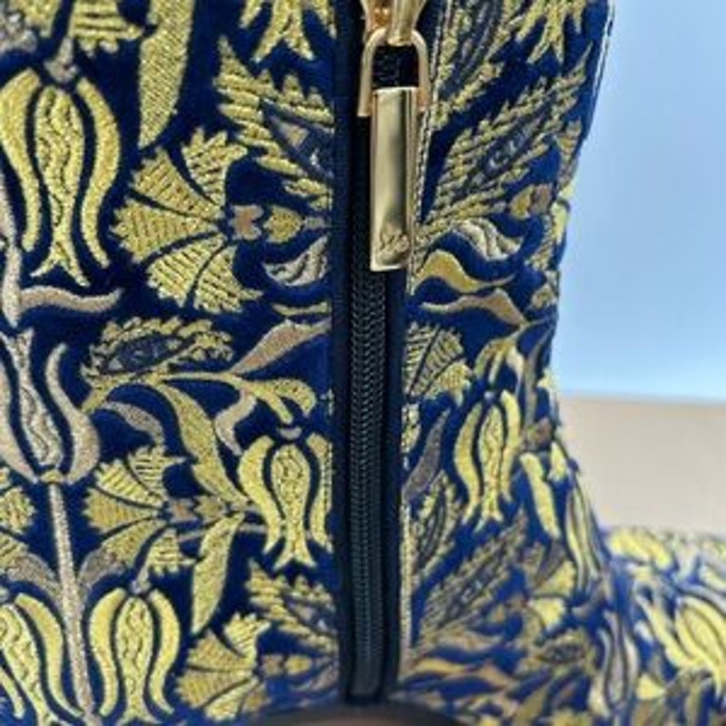 Christian Louboutin Mens LOUBI mystery OMERIC velvet with gold embroidery 42