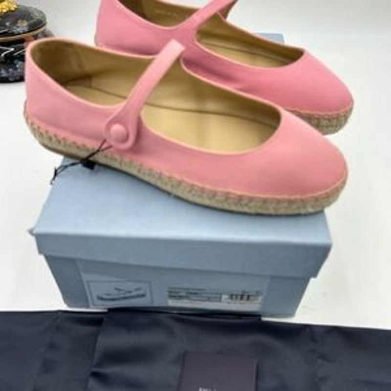 Women's Prada, pink canvas, Mary, Jane Flats size 37 made in Italy