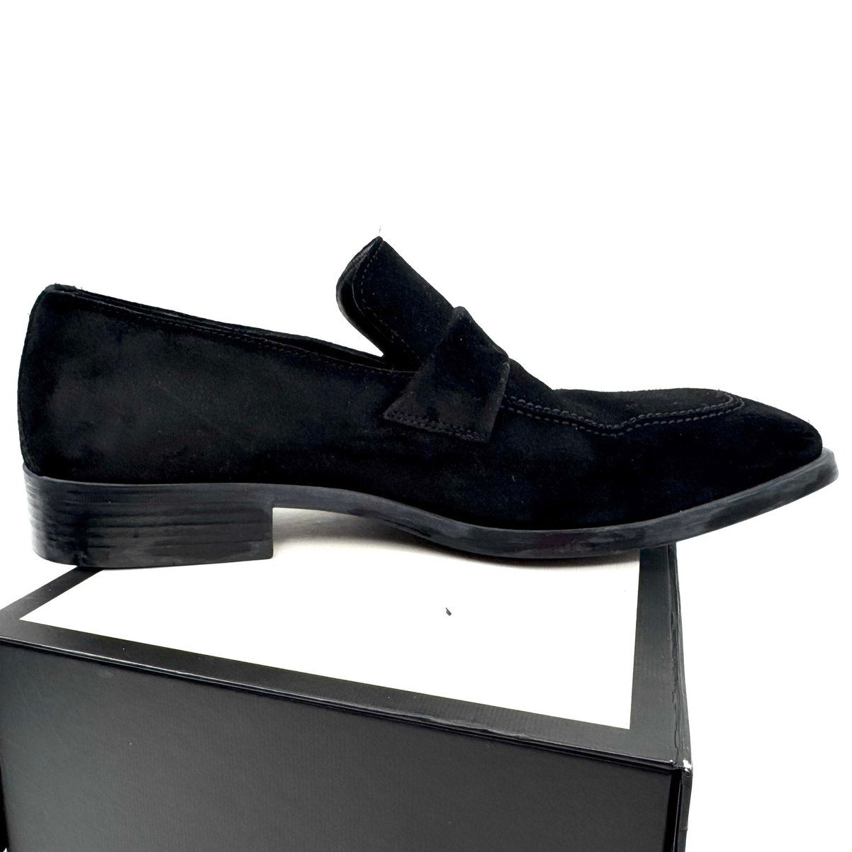 Gucci Unisex Tom Ford Black Suede Slip On Loafers Size M7.5 W9
